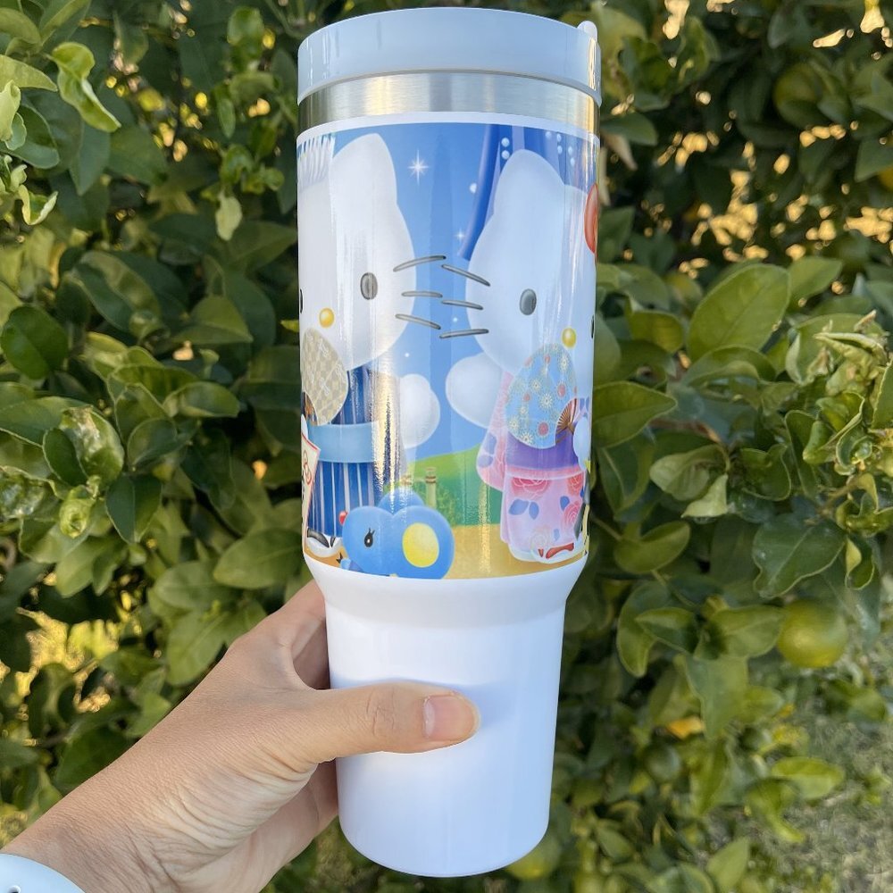 Sanrio Hello Kitty Tumbler 40 oz tumbler with hand carry handle. Brand N - Picture 3 of 7